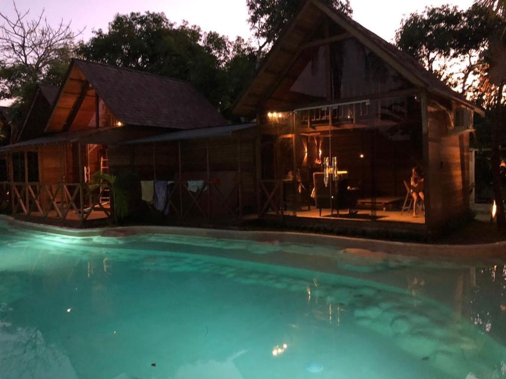 Bali Lagoon Bungalows Нуса-Дуа Экстерьер фото